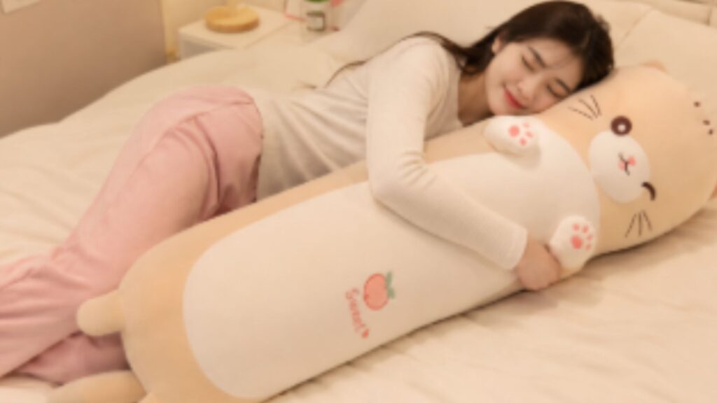 Gấu bông gối ôm dài: Người bạn đồng hành cho giấc ngủ ngon mỗi đêm thiết kế chưa có tên (19)